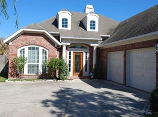 11307 Sunlit Bay Dr, Pearland, TX 77584