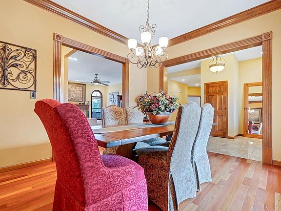 5th image of 4364 Keevenshore Dr