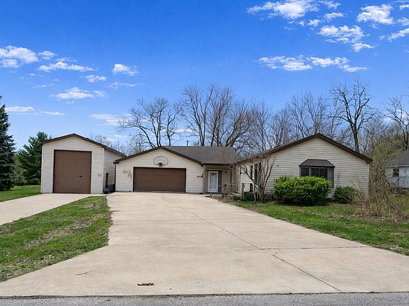 2nd image of 4128 Mila Ave