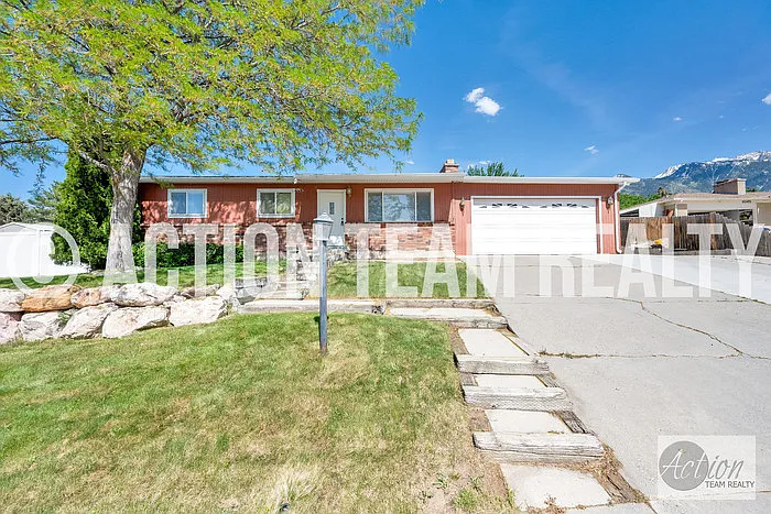 Building Photo - 9325 S Quail Hollow Cir