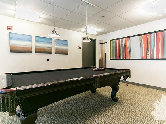 4th image of 302 N Canal St #310
