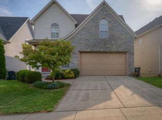 3132 Roundway Down Ln, Lexington, KY 40509