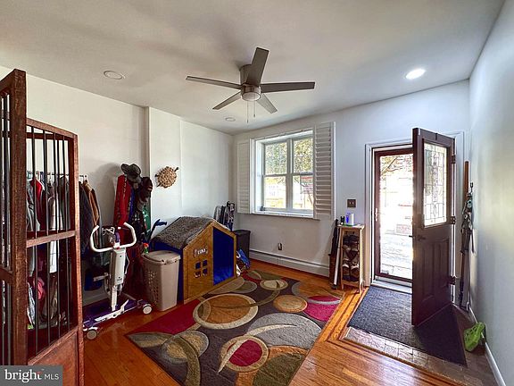 4th image of 2231 Ritter St
