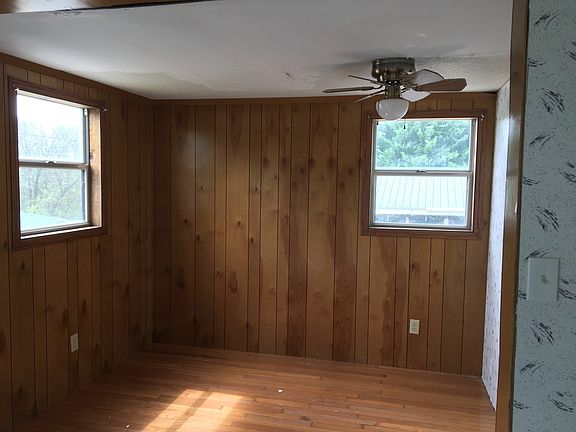 5th image of 125 Signal Hills Dr