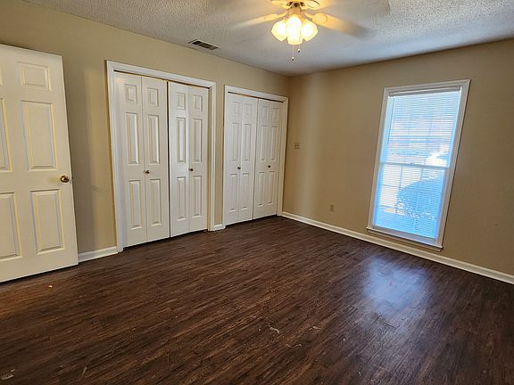Primary bedroom (front)