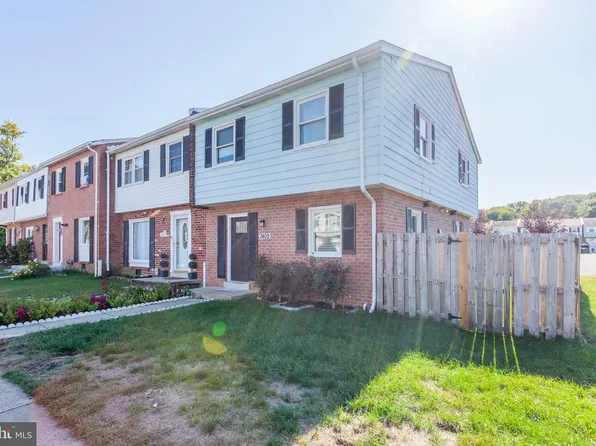 2409 Kilpatrick Pl, Dumfries, VA 22026
