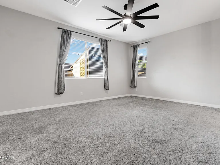24194 W Whyman Ave — Photo 35