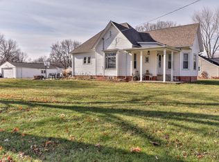 309 E Adams St, Pesotum, IL