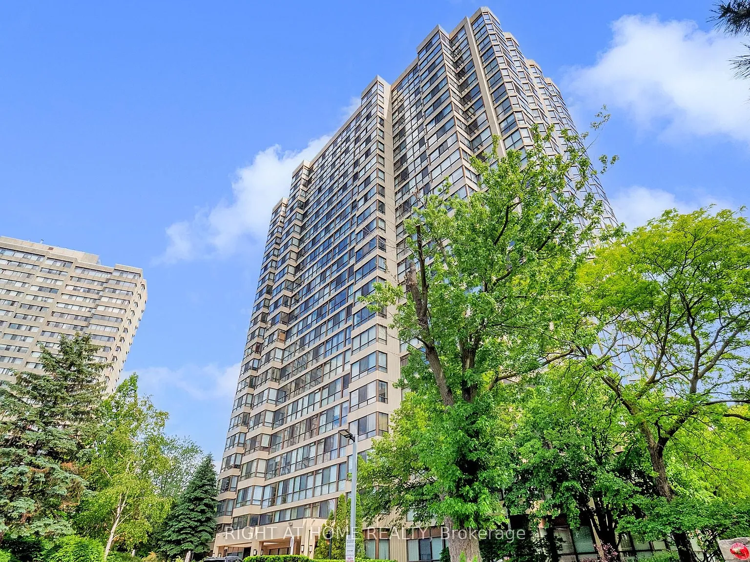 131 Torresdale Ave #908 photo 1