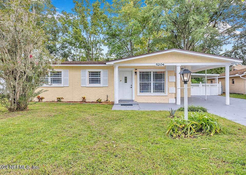 1st image of 5204 DONCASTER Avenue