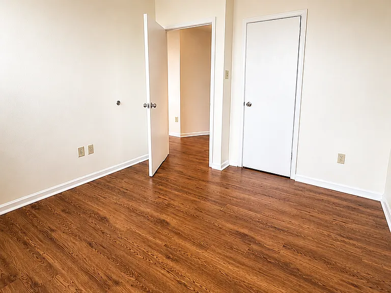 1251 Banks Aly NW #6 — Photo 14