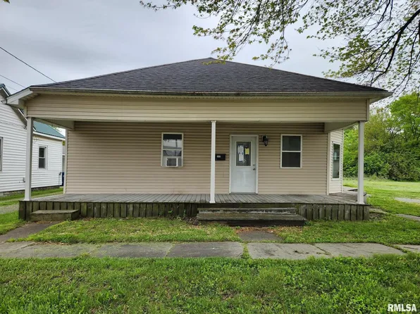 540 E North Ave, Flora, IL 62839