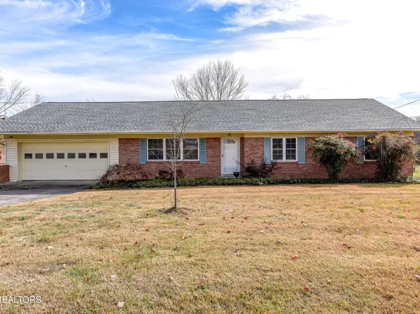 242 Fairview School Cir, Maryville, TN 37803