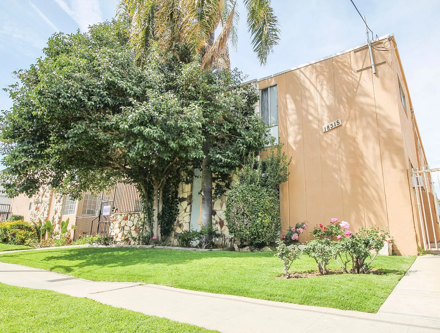 18315 Malden st. — Photo 1