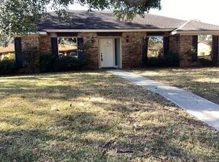 845 Chatwood Dr, Beaumont, TX 77706