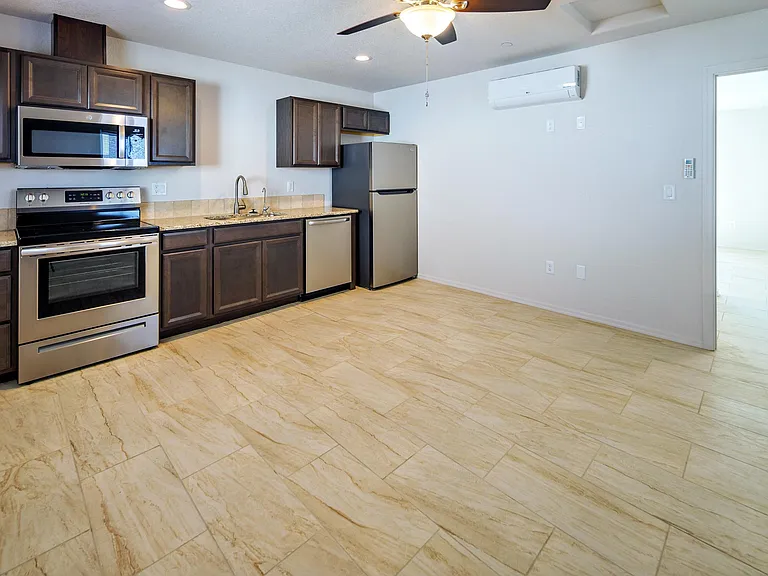 1880 Swanson Ave #1 — Photo 9