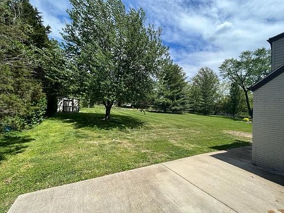 4th image of 10018 Benbury Ln
