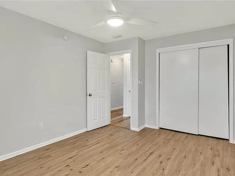5900 22nd Ave N #2 — Photo 1