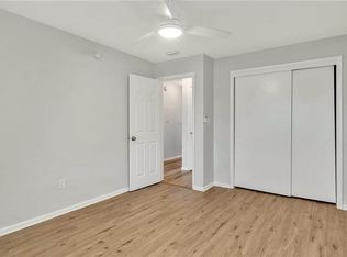 5900 22nd Ave N #11, Saint Petersburg, FL 33710