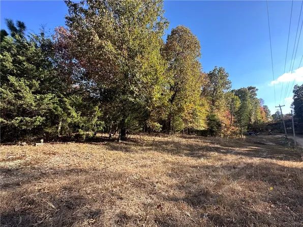 Northcross Rd, Huntsville, AR 72740