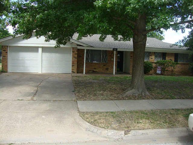 1st image of 5304 Susan Lee Ln #1