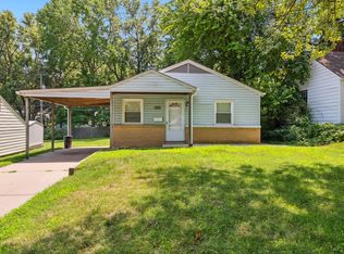 2301 W 73rd St, Prairie Village, KS 66208