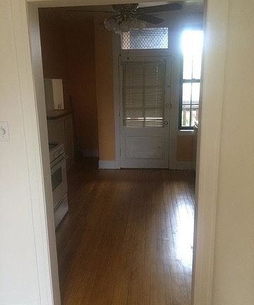 2nd image of 5529 S Blackstone Ave APT 3W