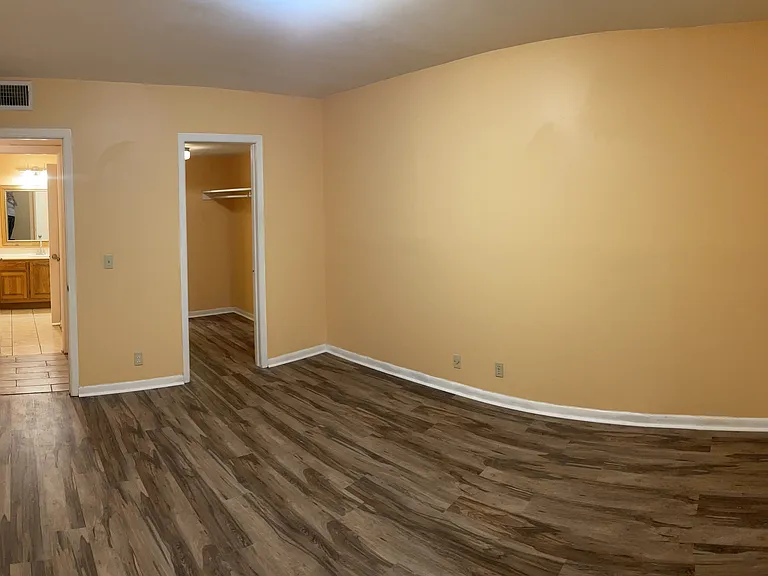 515 Basswood Ave #N136 — Photo 5