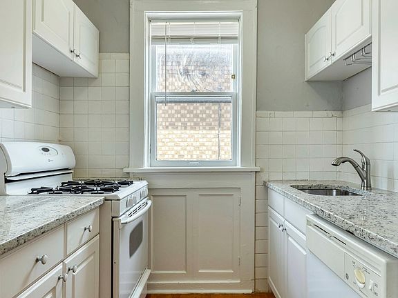 5th image of 1473 Gregg Ave
