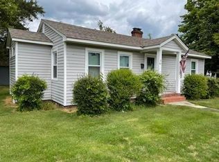 64 E Williamsburg Rd, Sandston, VA 23150