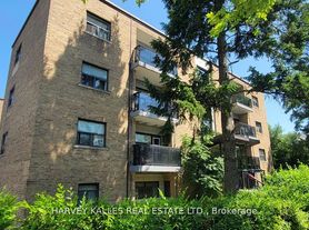285 Park Lawn Rd