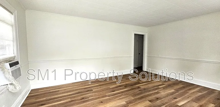 2729 Hayden St — Photo 4