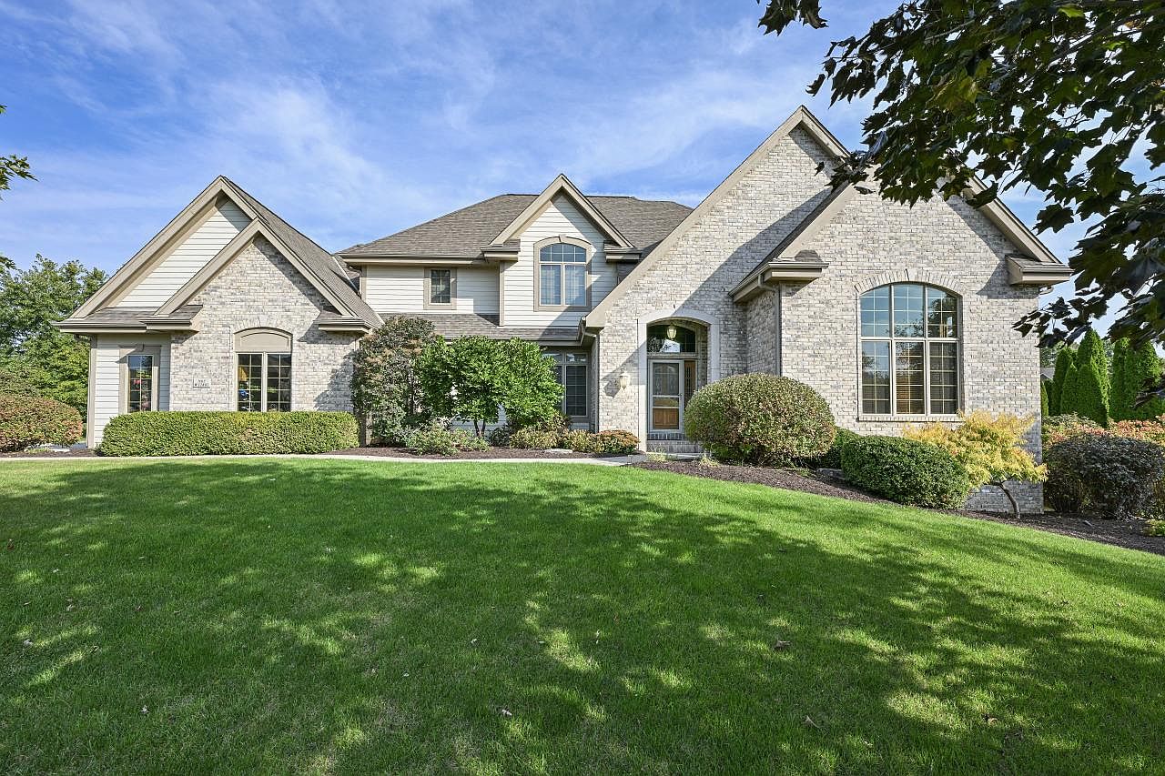 N65W12802 Marach ROAD, Menomonee Falls, WI 53051 | Zillow