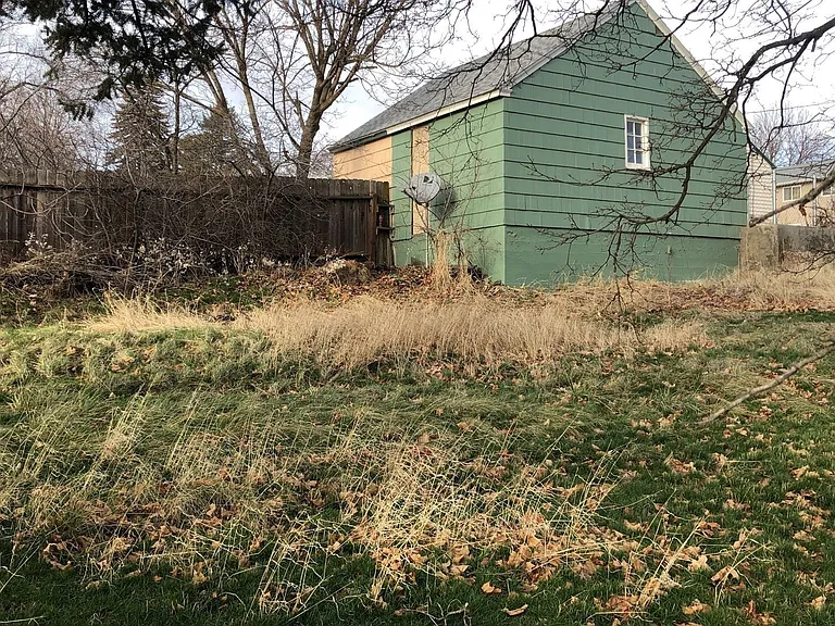 309 NW Cleveland St — Photo 35