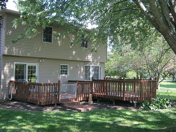 5th image of 7885 Fairlawn Dr