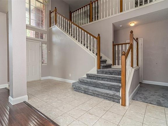 3rd image of 5809 Carroll Dr