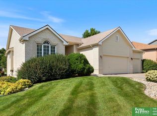 17320 Windsor Dr, Omaha, NE 68118