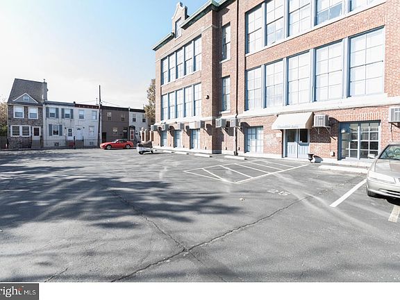 2nd image of 1050 E Montgomery Ave APT 105