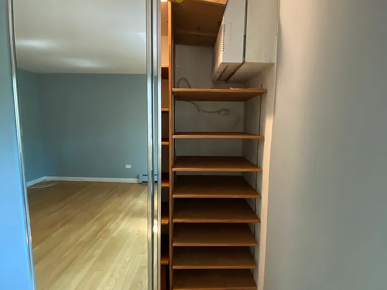 2629 N Hampden Ct — Photo 31