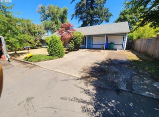 1738 SE 159th Ave, Portland, OR 97233
