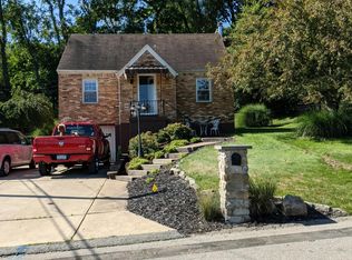 115 Ida Dr, Glenshaw, PA 15116