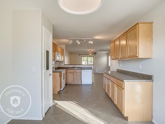 2nd image of 44872 W Miraflores St