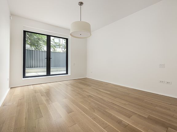 5th image of 71 Reade St #2B