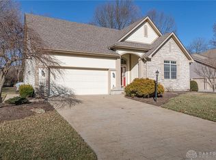 2720 Majestic Oaks Ct, Dayton, OH 45431