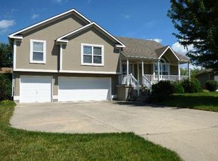 2309 S Powahatan Ct, Independence, MO 64057