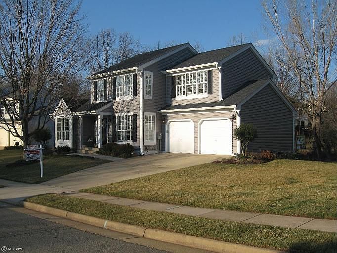 1st image of 13466 Lake Shore Dr