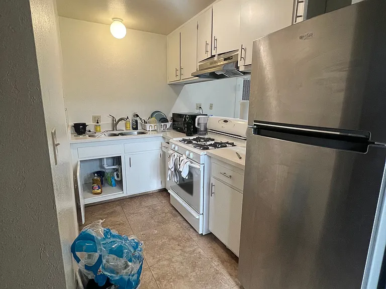 1141 E Foothill Blvd #1 — Photo 33