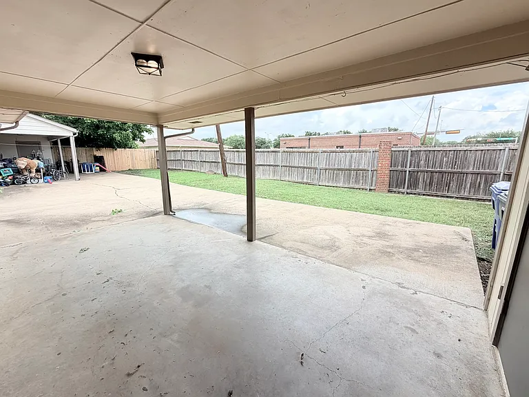 2412 Lakeview Cir #2414 — Photo 23