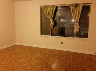 2 Washington Ct, Stamford, CT 06902