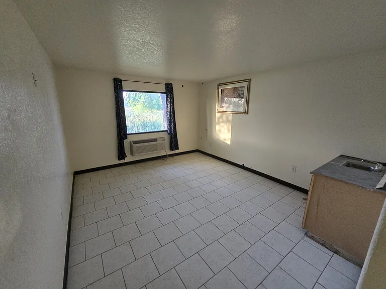 126 Alton Ave #B3 — Photo 1